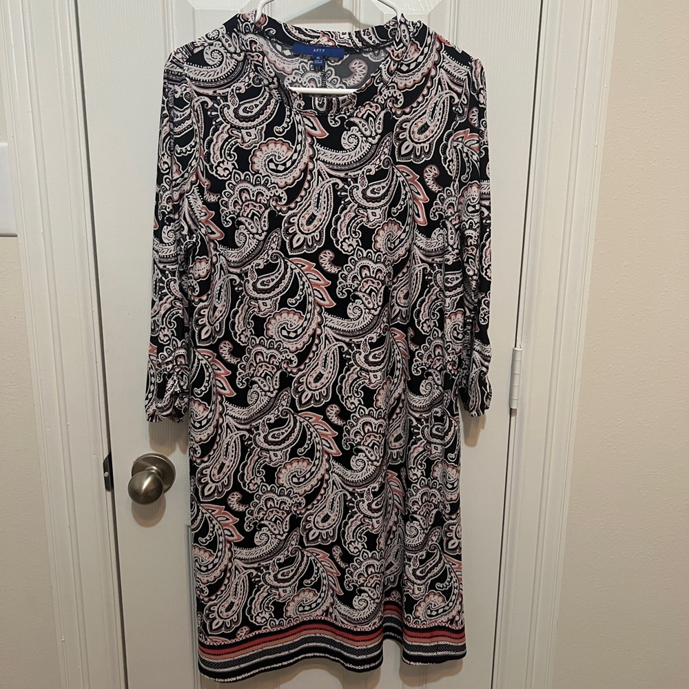 Apt. 9 Black and White Paisley Long Sleeve Dress